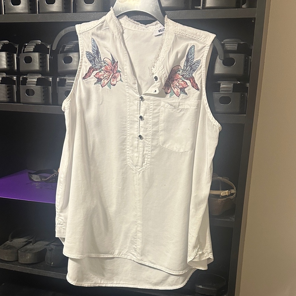 William Rast White Sleeveless Top with Floral Embroidery